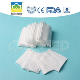 White Biodegradable Cotton Pads , Surgical Dressing Eco Makeup Cotton Pads
